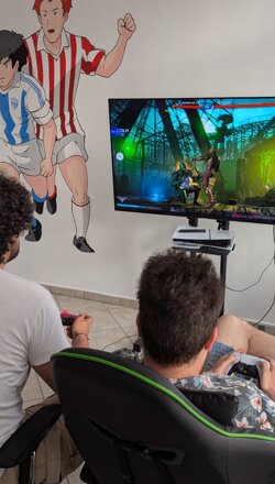 whatsapp image 2025-10-25 at 17